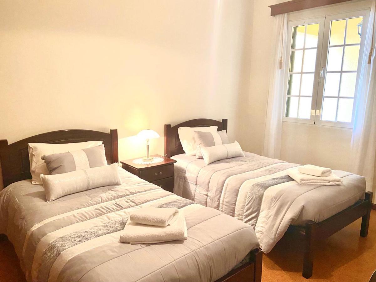 Casa Neves Three Bedrooms And Fantastic Sea View Арко да Калйета Екстериор снимка